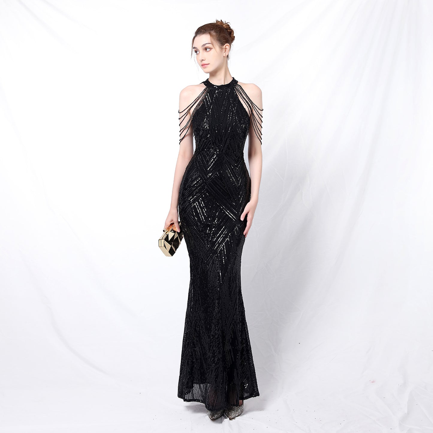 Temperament Elegant Long Halter Sequined Cool Air Wedding Dresses