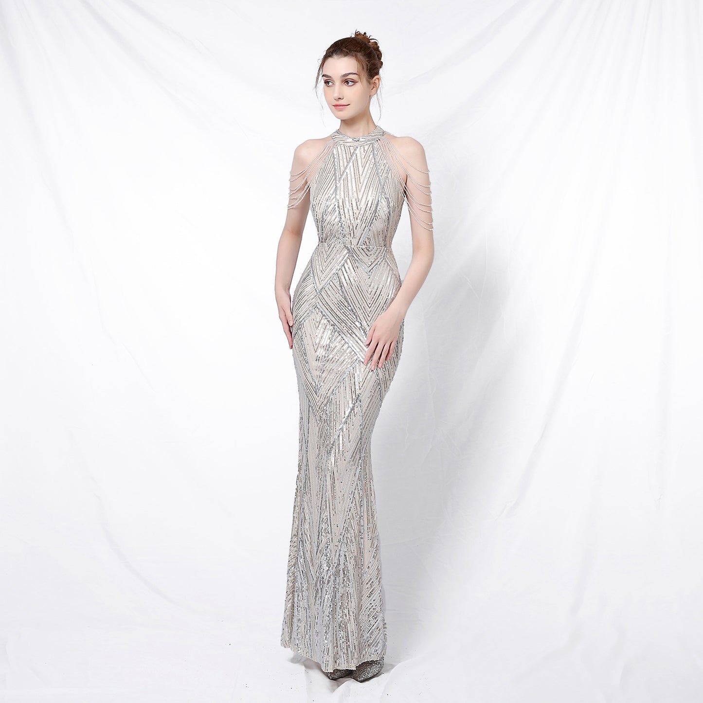 Temperament Elegant Long Halter Sequined Cool Air Wedding Dresses