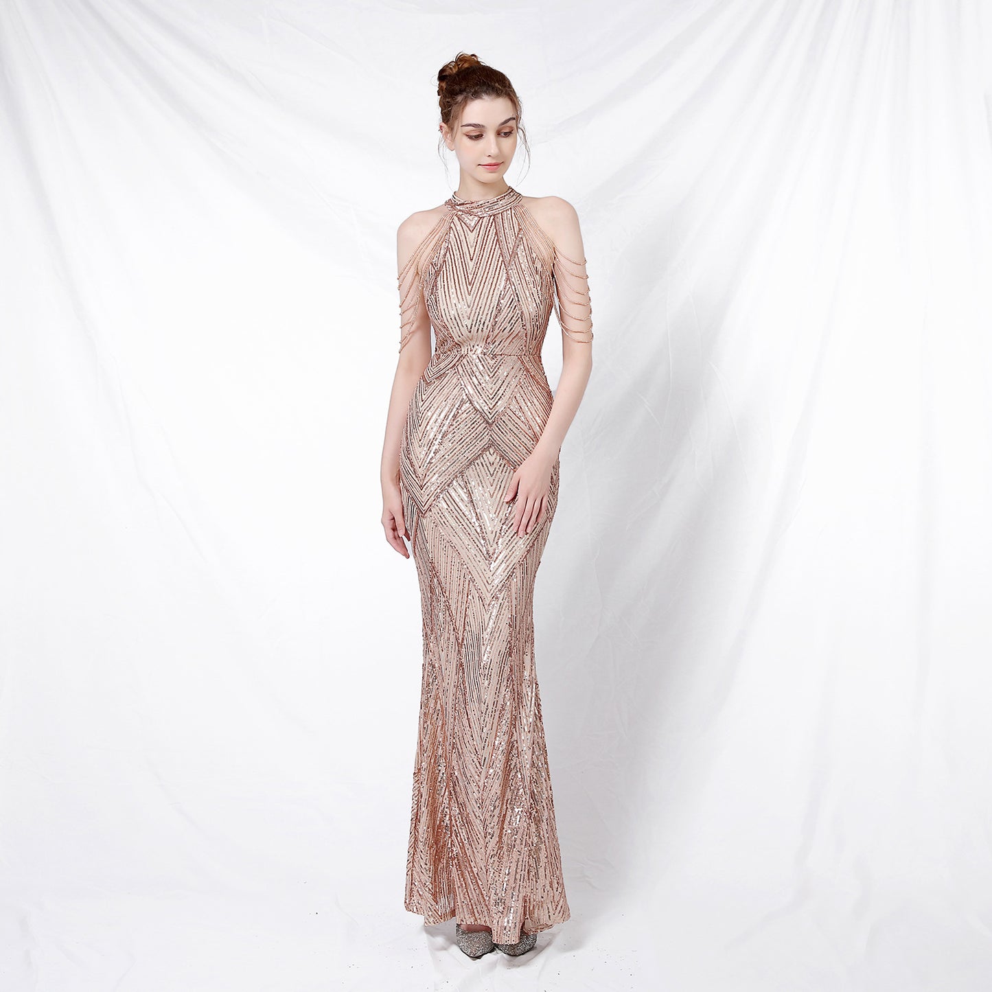 Temperament Elegant Long Halter Sequined Cool Air Wedding Dresses