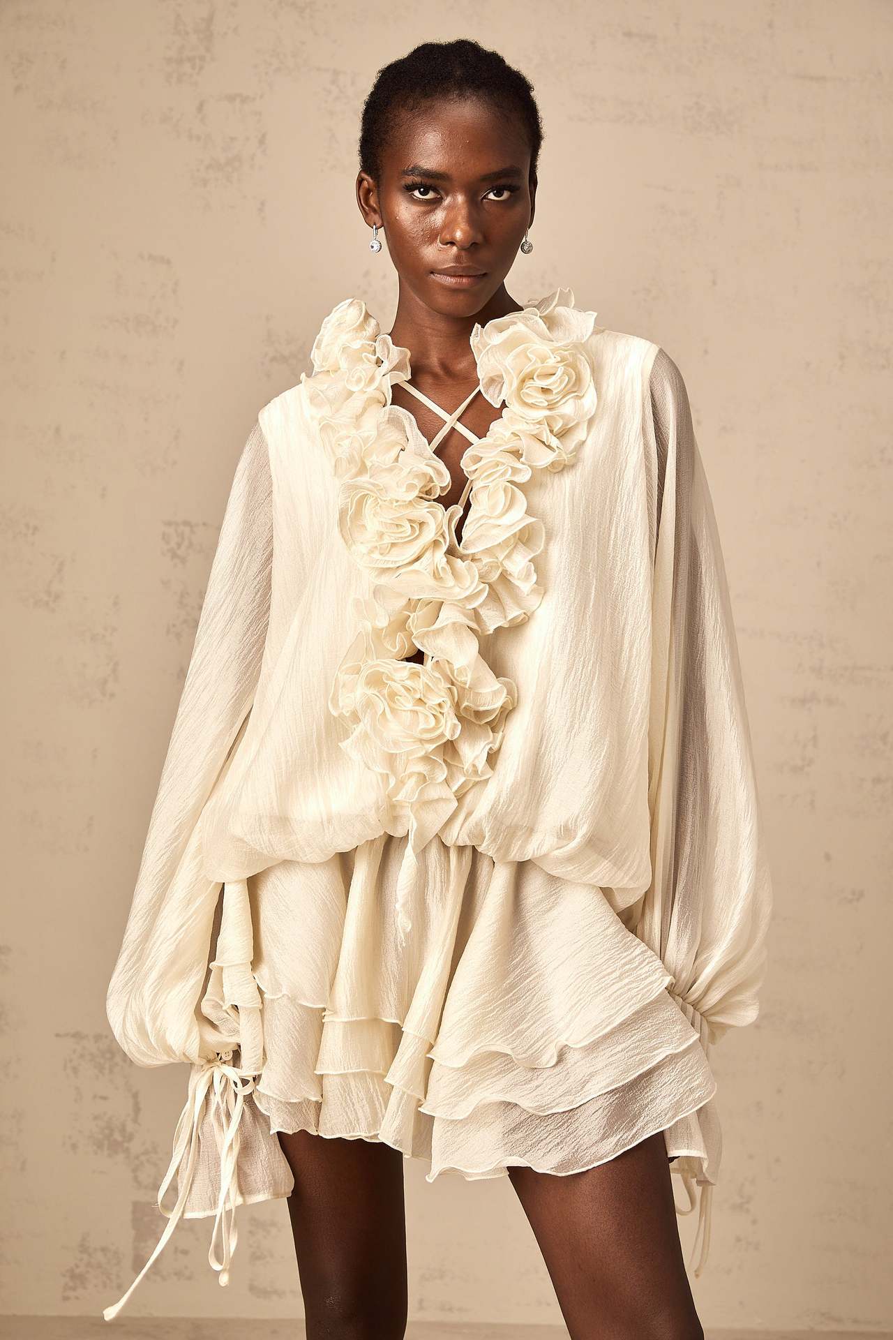 High-grade Three-dimensional Flower Strap Lantern Sleeve Ruffled Dresses