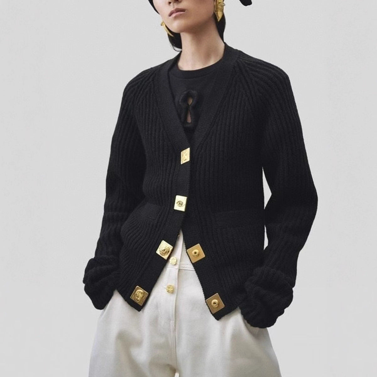 Women's Elegant Long-sleeved Autumn Single-breasted High-grade Pure Sweaters