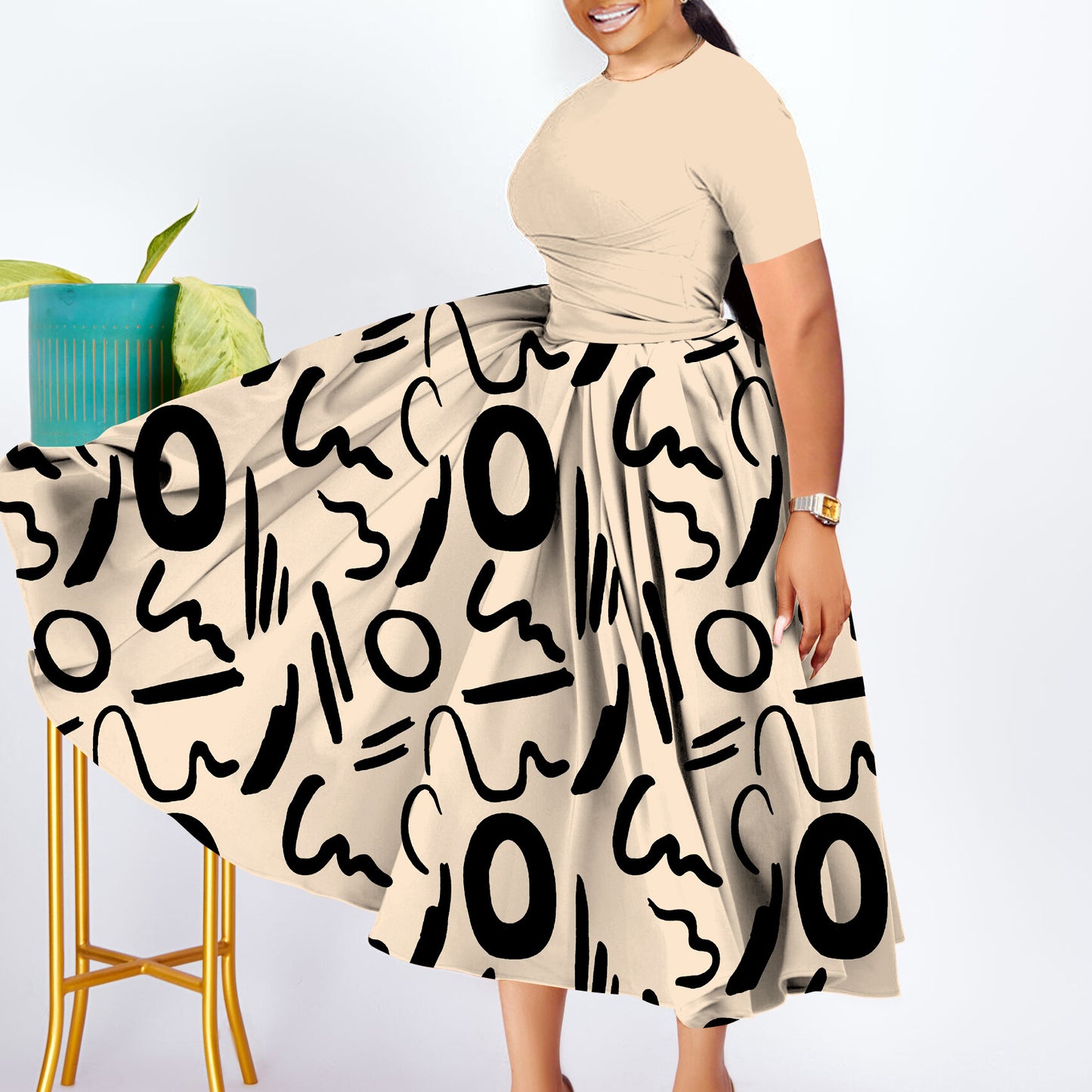 Women's Large Fashionable Elegant Pleated African Black Dresses