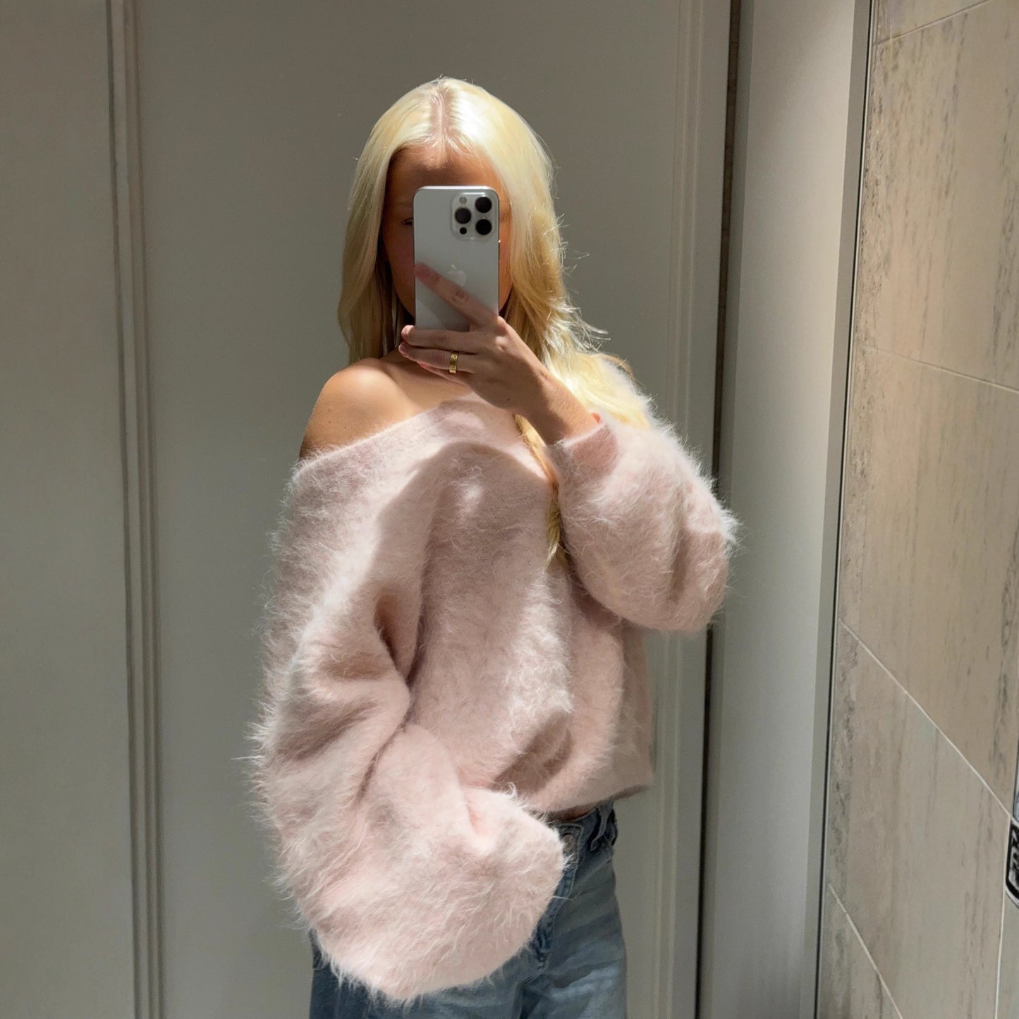 Women's Comfortable Solid Color Gentle Soft Knitwear