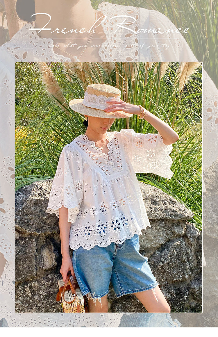 Women's Artistic White Half Sleeve Vacation Style Blouses