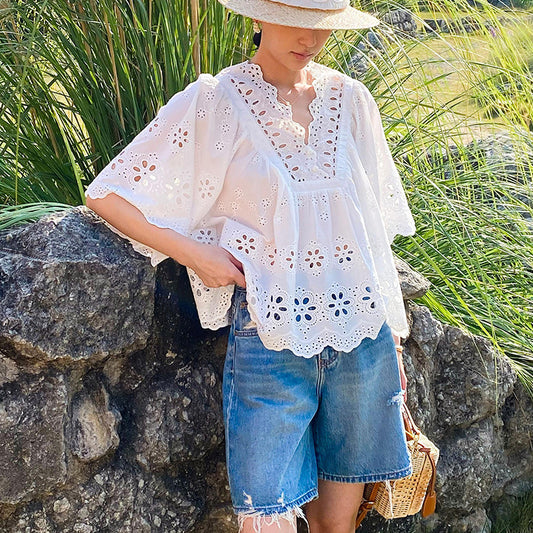 Women's Artistic White Half Sleeve Vacation Style Blouses