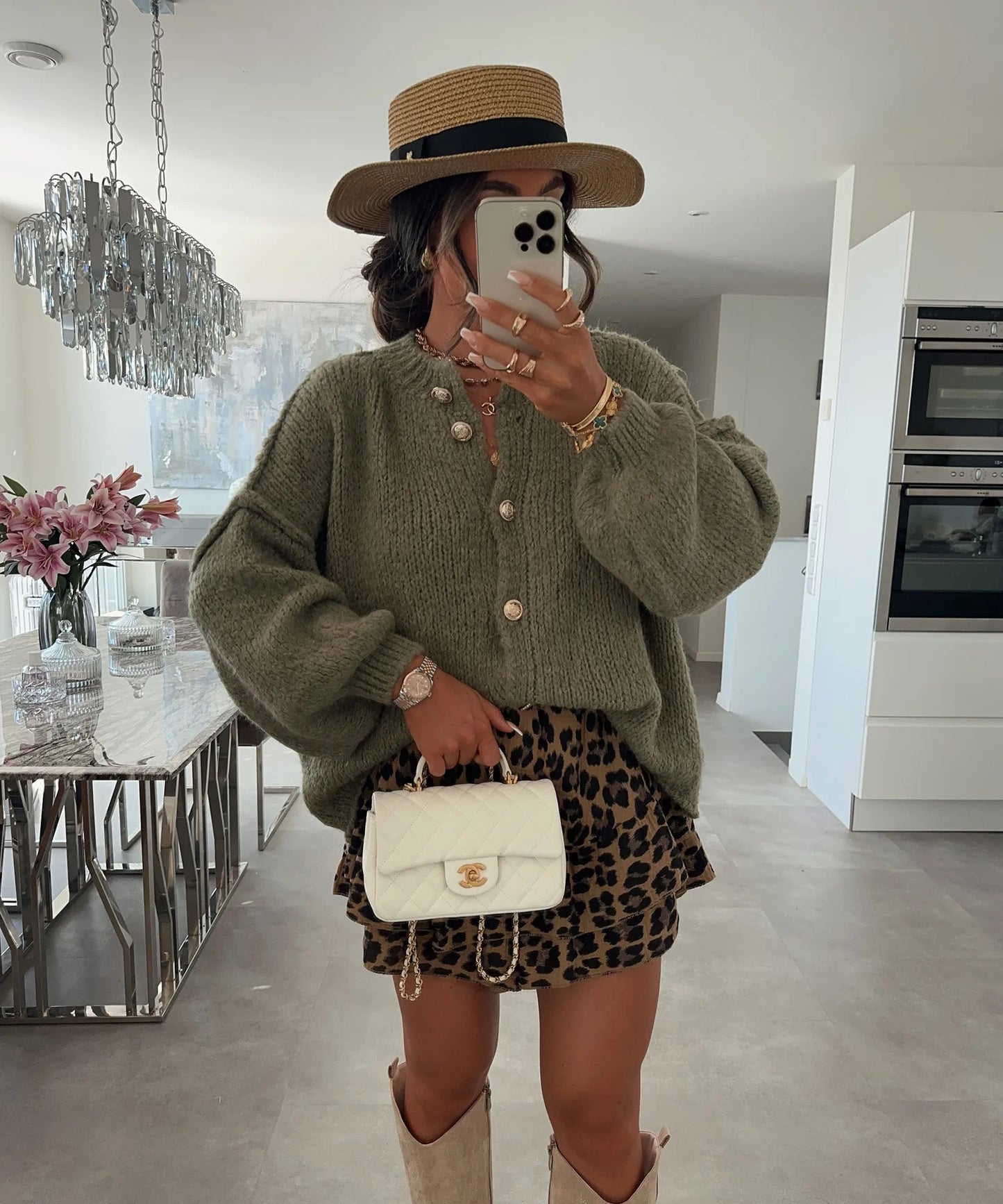 Women's Retro Gold Button Solid Color Knitted Sweaters