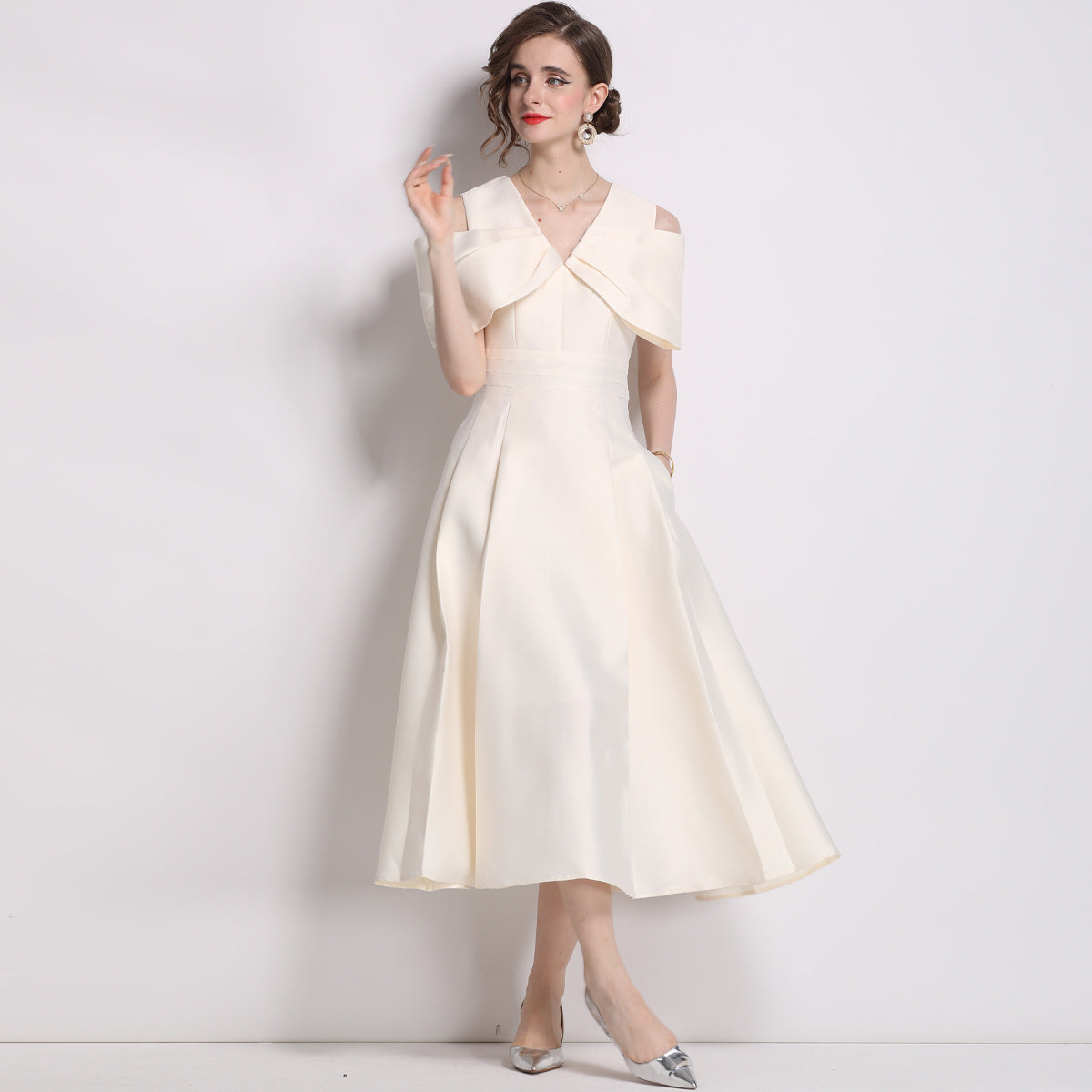 Pure Color Slimming Satin Mid-length Slim Dresses