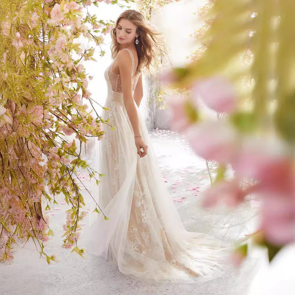 Attractive Dress Sexy Fashion Sleeveless Lace Wedding Dresses