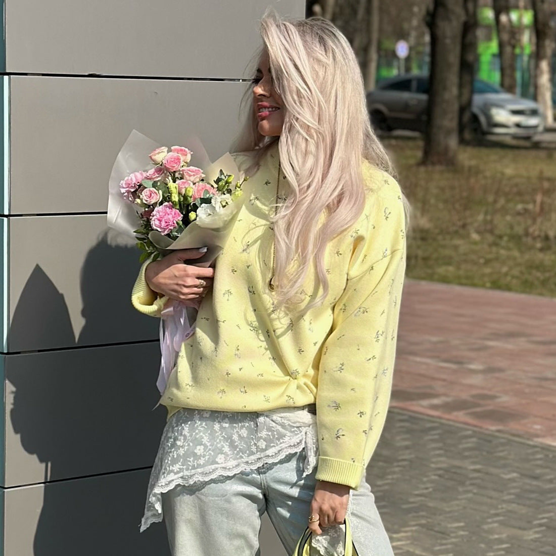 Women's Autumn Gentle Floral Round Neck Loose-fitting Sweaters