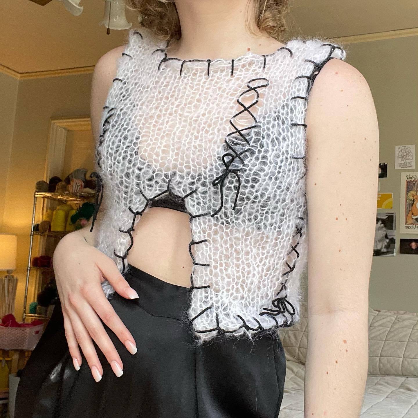 Women's Summer Sexy Irregular Contrast Color Sleeveless Knitwear