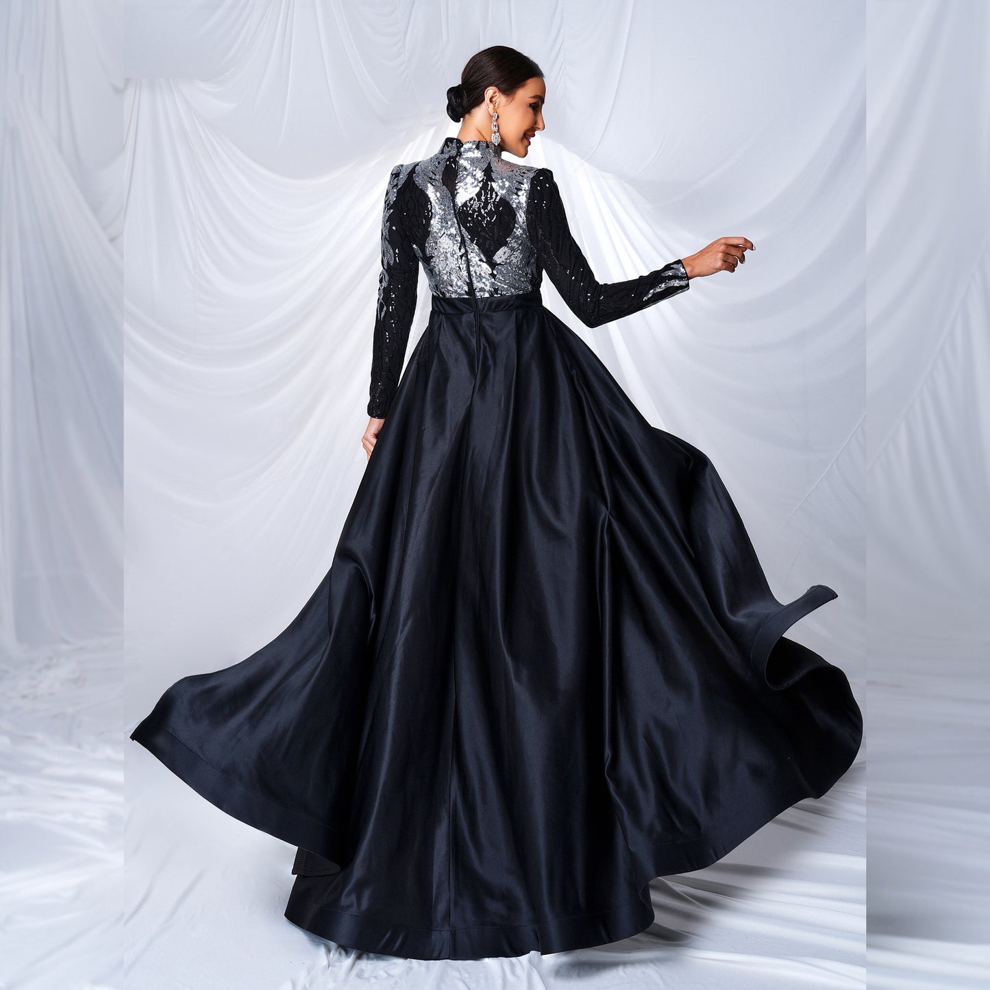 Women's Sleeve Temperament Crew Neck Sequined Banquet Fishtail Dresses