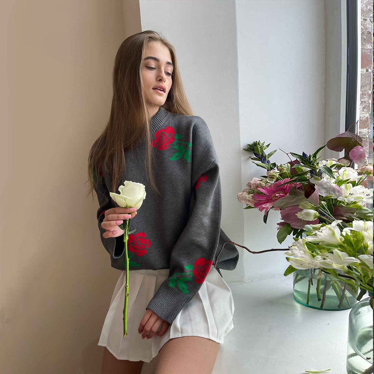 Women's Rose Printed Round Neck Loose Pullover Sweaters