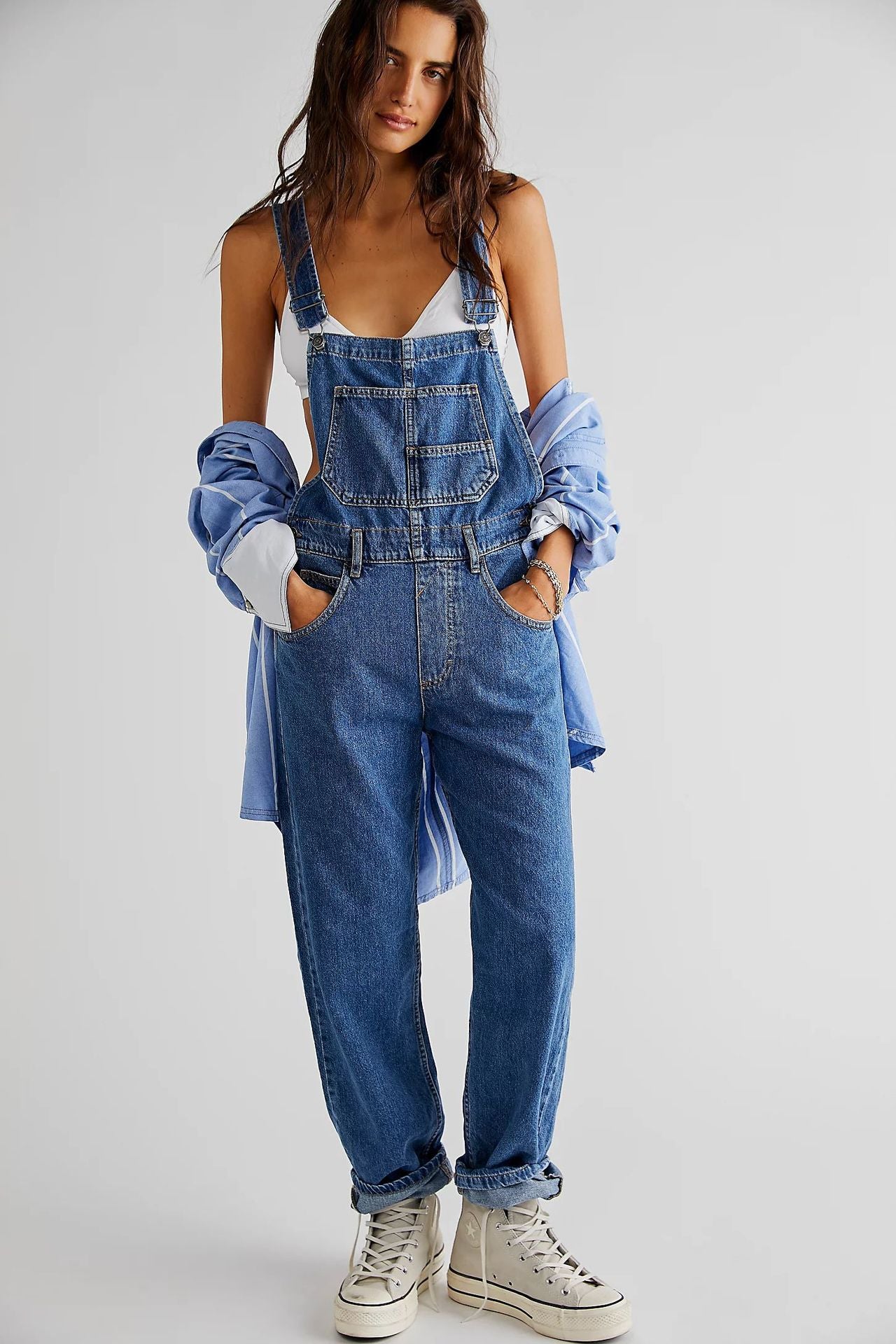 Women's Leisure Washed-out Loose Denim Suspender Jeans