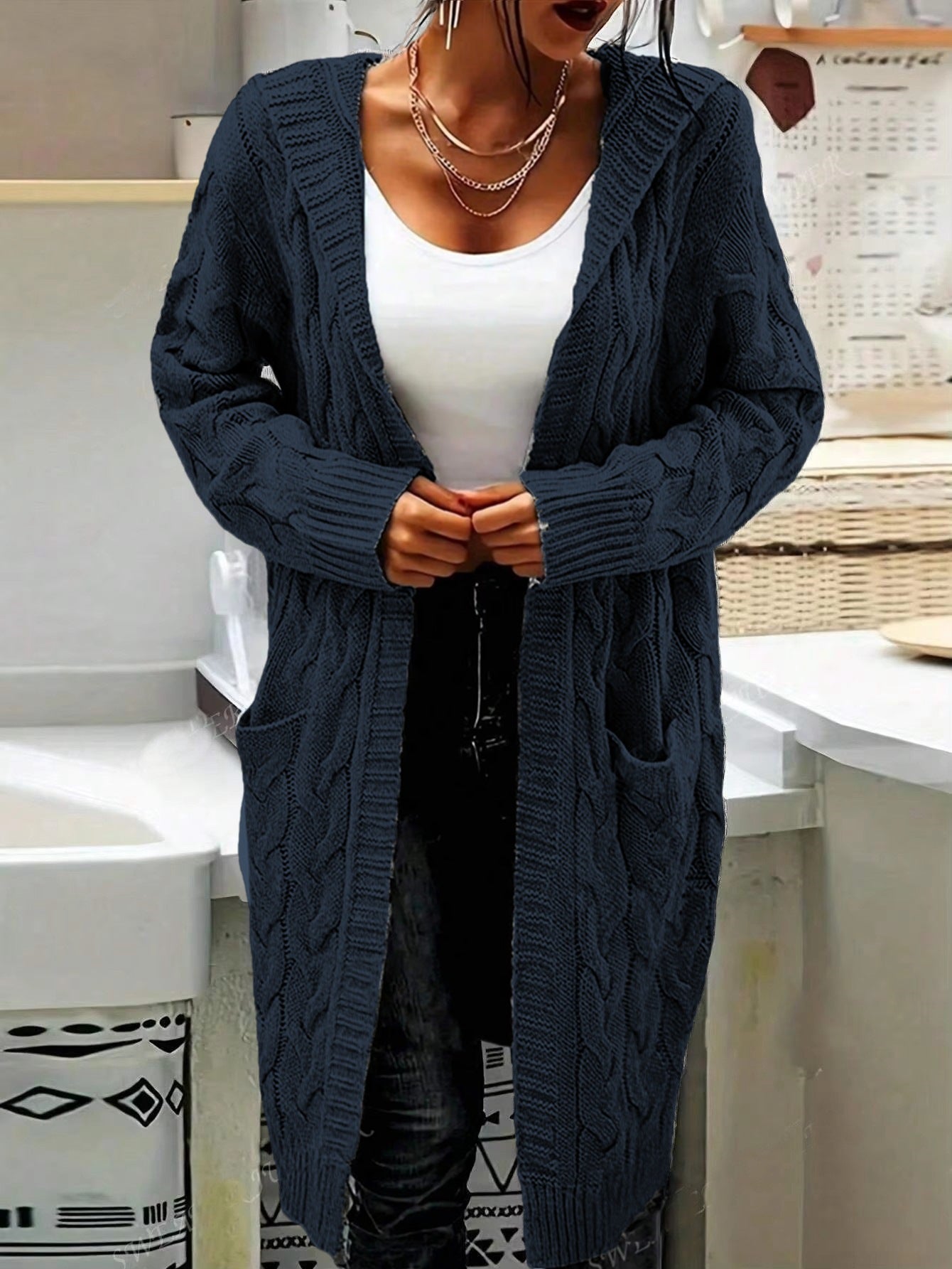Women's Stylish Charming Hooded Pocket Twist Knitwear