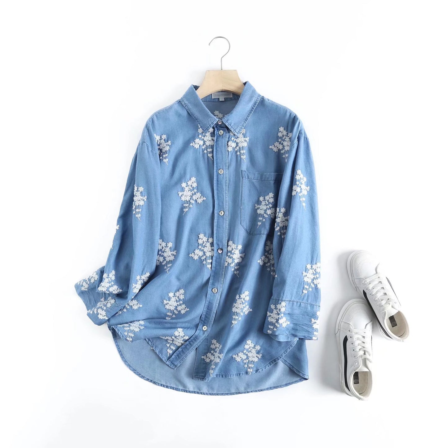Women's Fashion Loose-fitting Long Sleeves Flower Embroidered Clothing