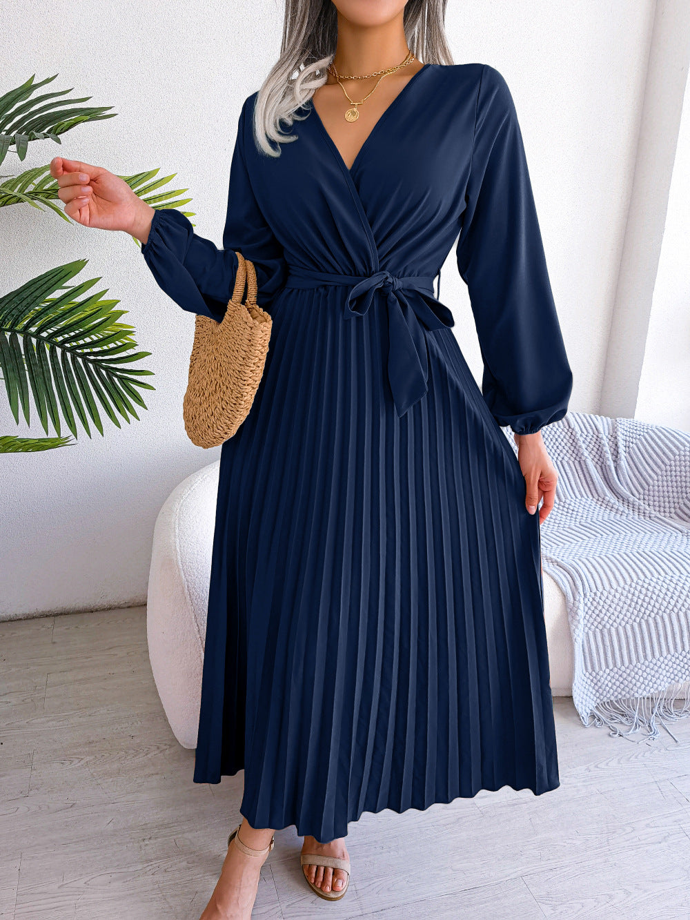 Women's Elegant Cross Swing Pleated Maxi Dress Dresses