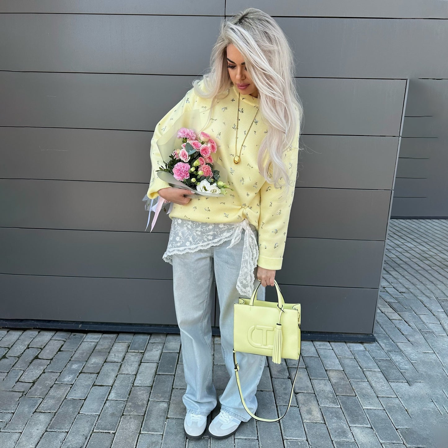 Women's Autumn Gentle Floral Round Neck Loose-fitting Sweaters