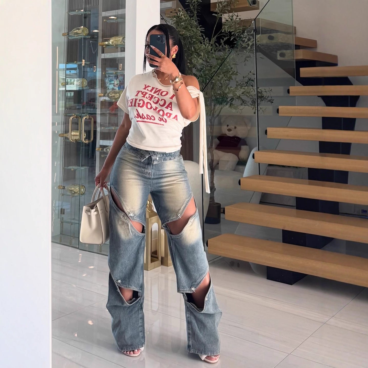 Women's Street Hollow Out Clinch Distressed Straight Jeans