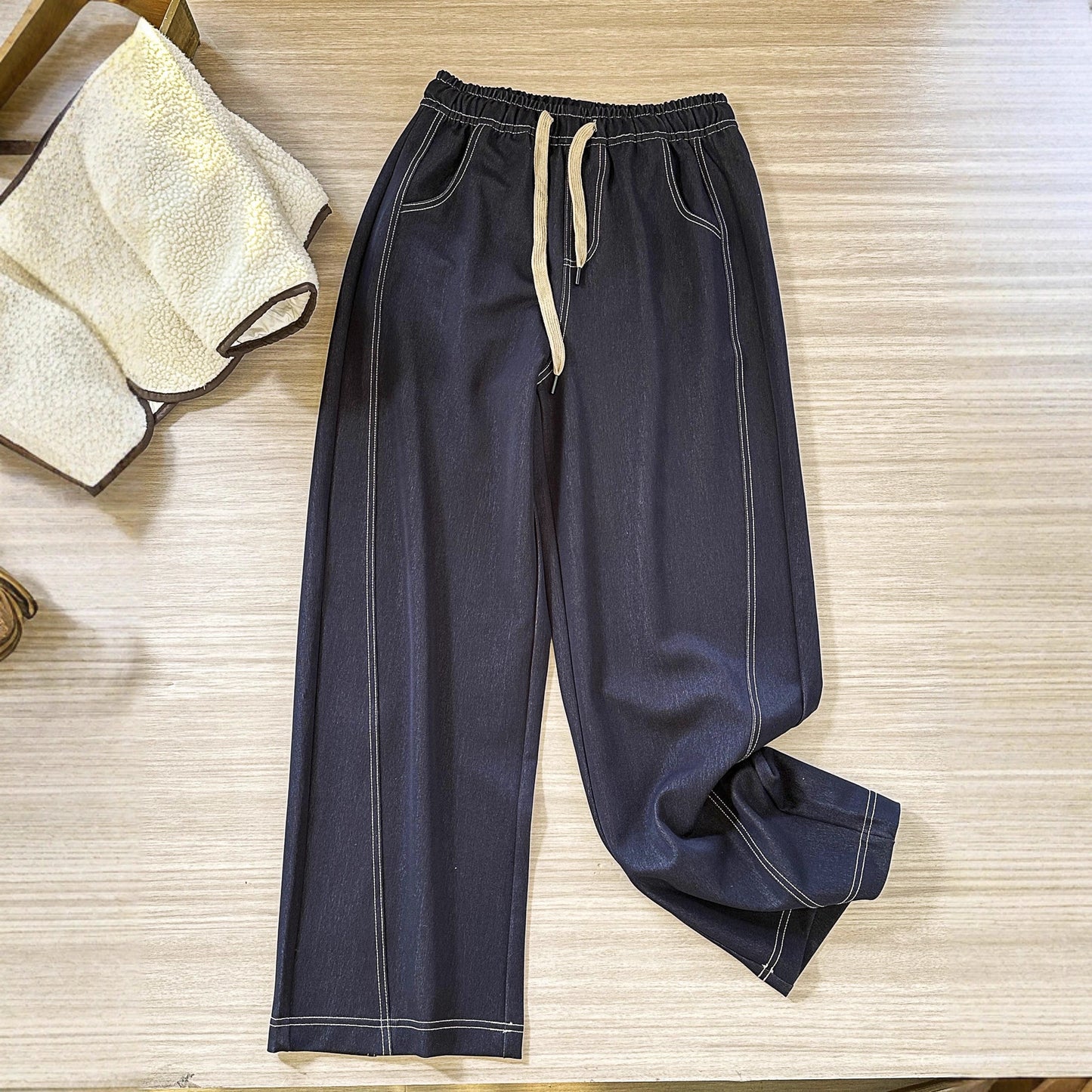 Women's Three-dimensional Cutting Machete Banana Wide Leg Jeans
