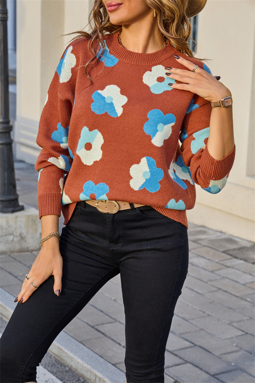 Women's Large Flower Color Matching Long Sleeve Round Neck Fashion Sweaters