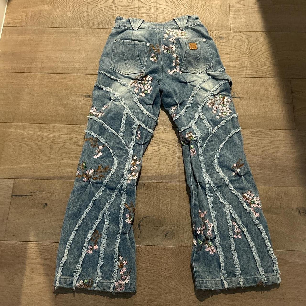 Women's & Men's & Vintage Flower Embroidery Pattern High-waisted Trousers Jeans