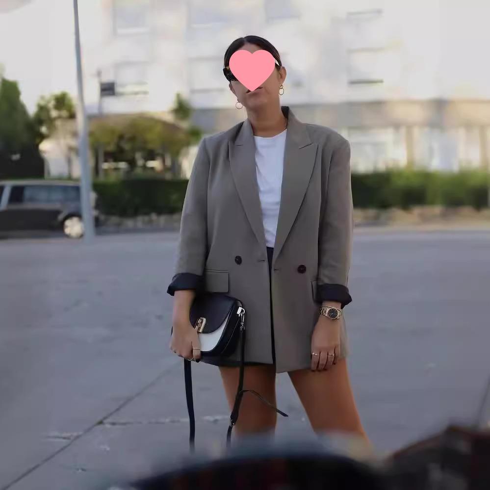 Women's Spring Graceful Buckle Street Fashion Two Blazers