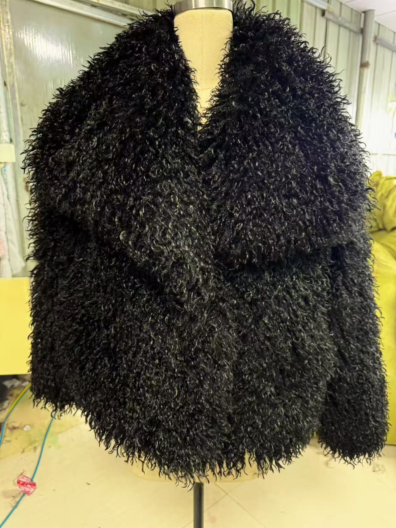 Women's Fur Large Lapel Artificial Fashion Fox Coats
