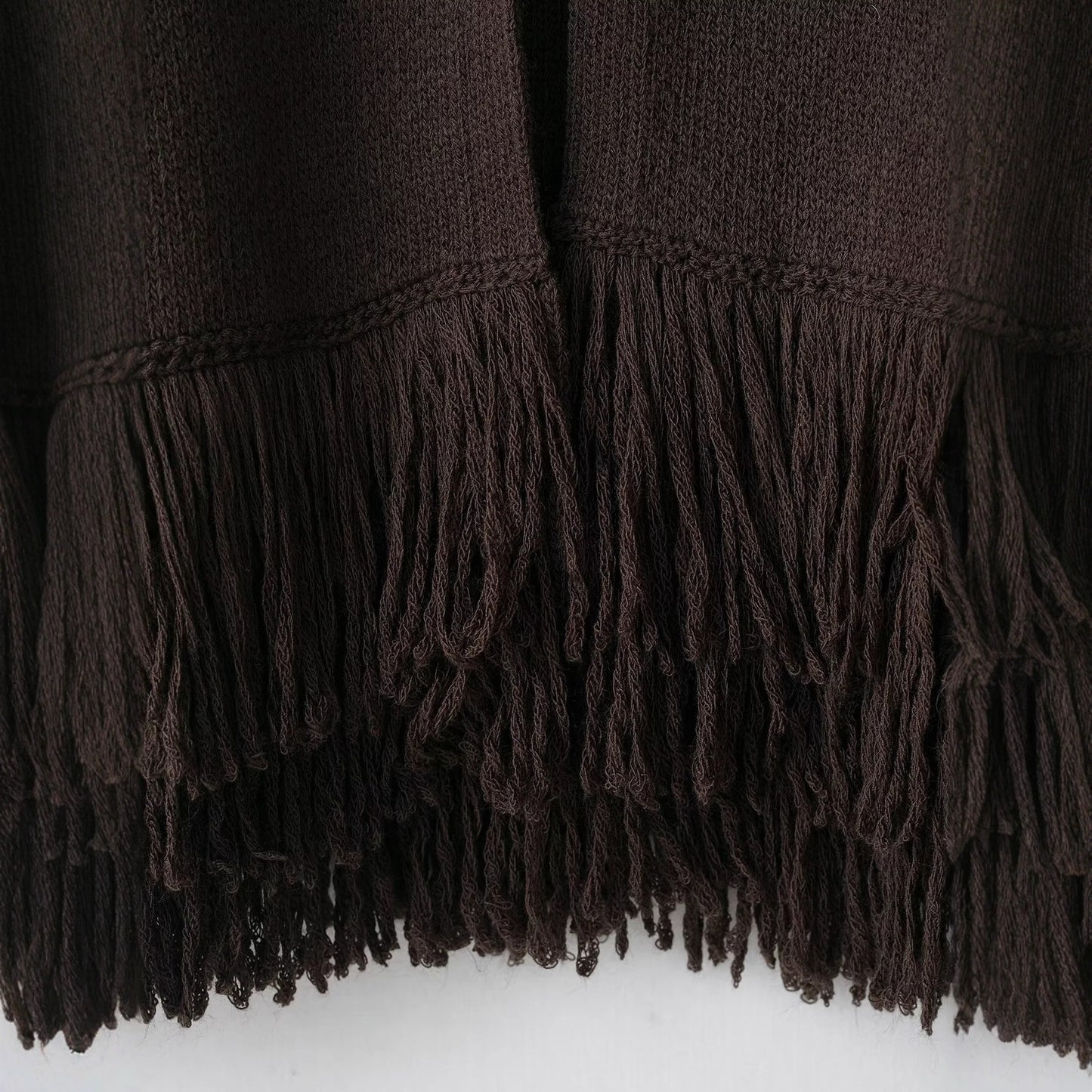 Women's Fashion Casual Design Tassel Button Knitted Knitwear