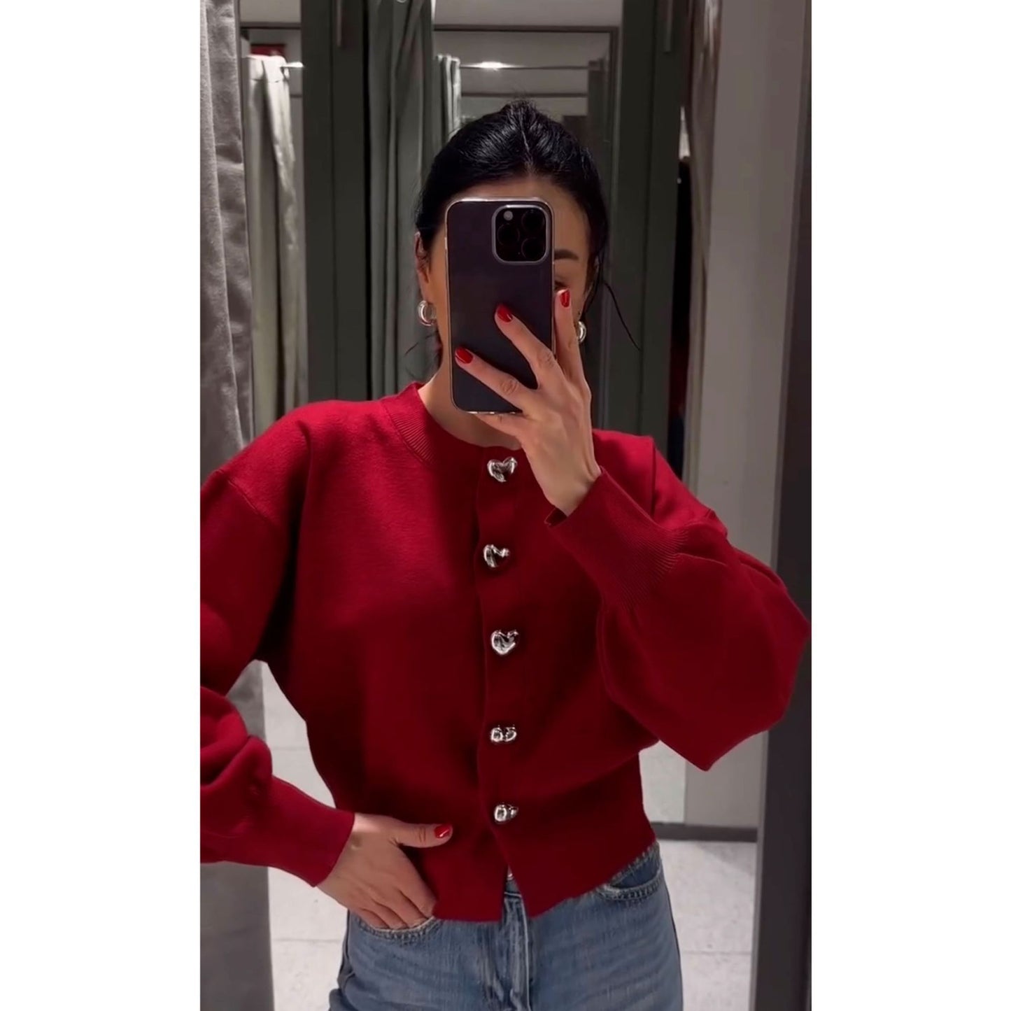 Women's Heart-shaped Button Round Neck Knitted Blouses