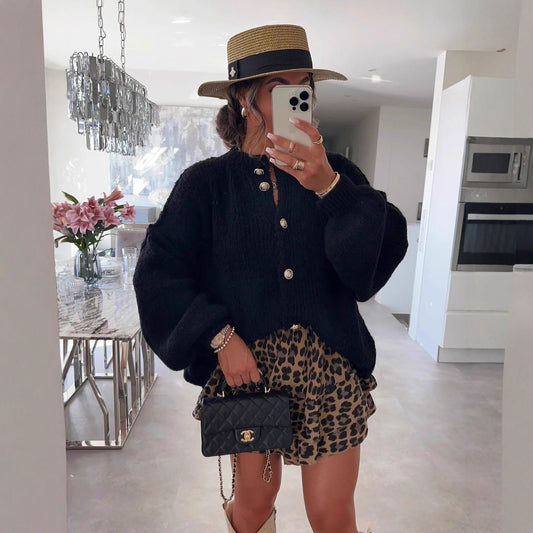 Women's Retro Gold Button Solid Color Knitted Sweaters