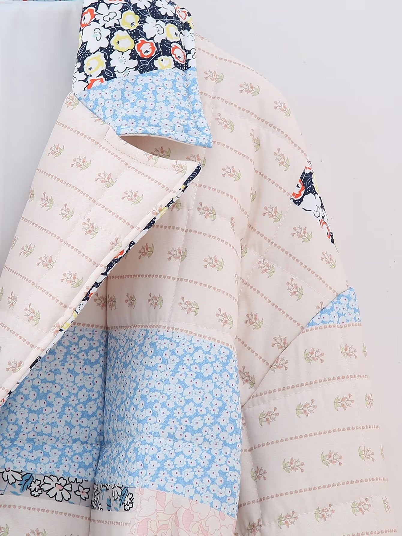Women's Cool Lapel Print Quilted Long Jackets