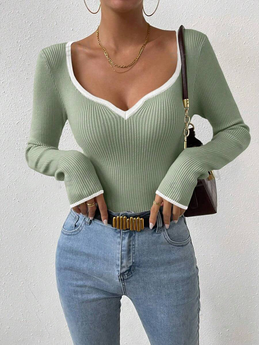 Women's Vertical Pattern Sunken Stripe Slimming Bottoming Knitwear