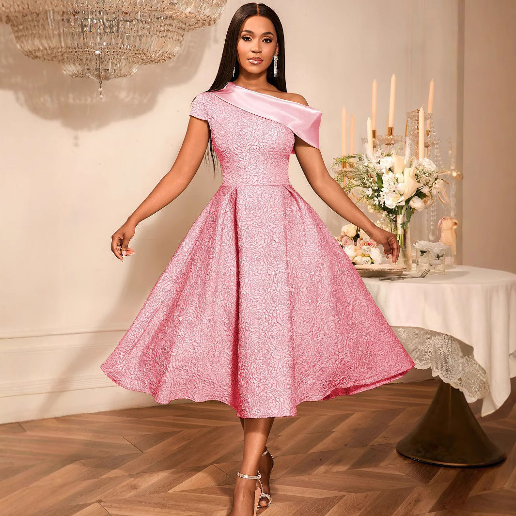 Contrast Color Sloping Shoulder Dress Banquet Dresses