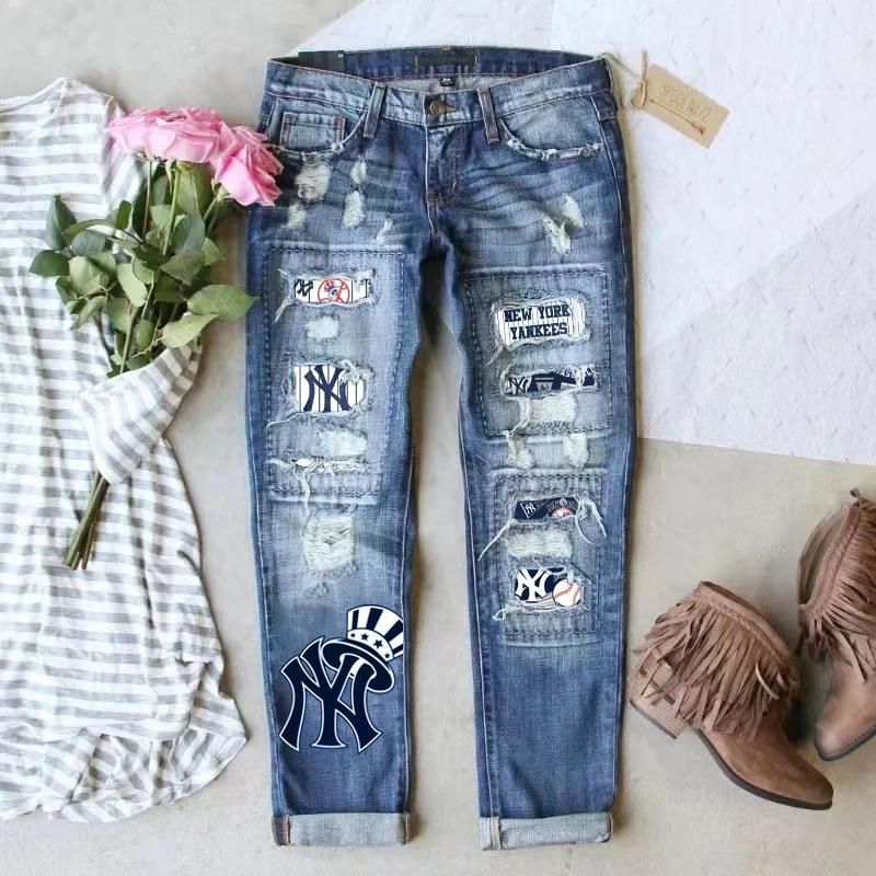 Women's Innovative Fashion Printing Hole Straight Jeans