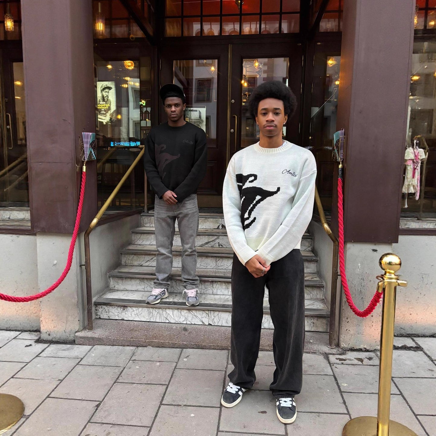 Women's & Men's & Fashion Letter Embroidery Planet Jacquard Round Sweaters