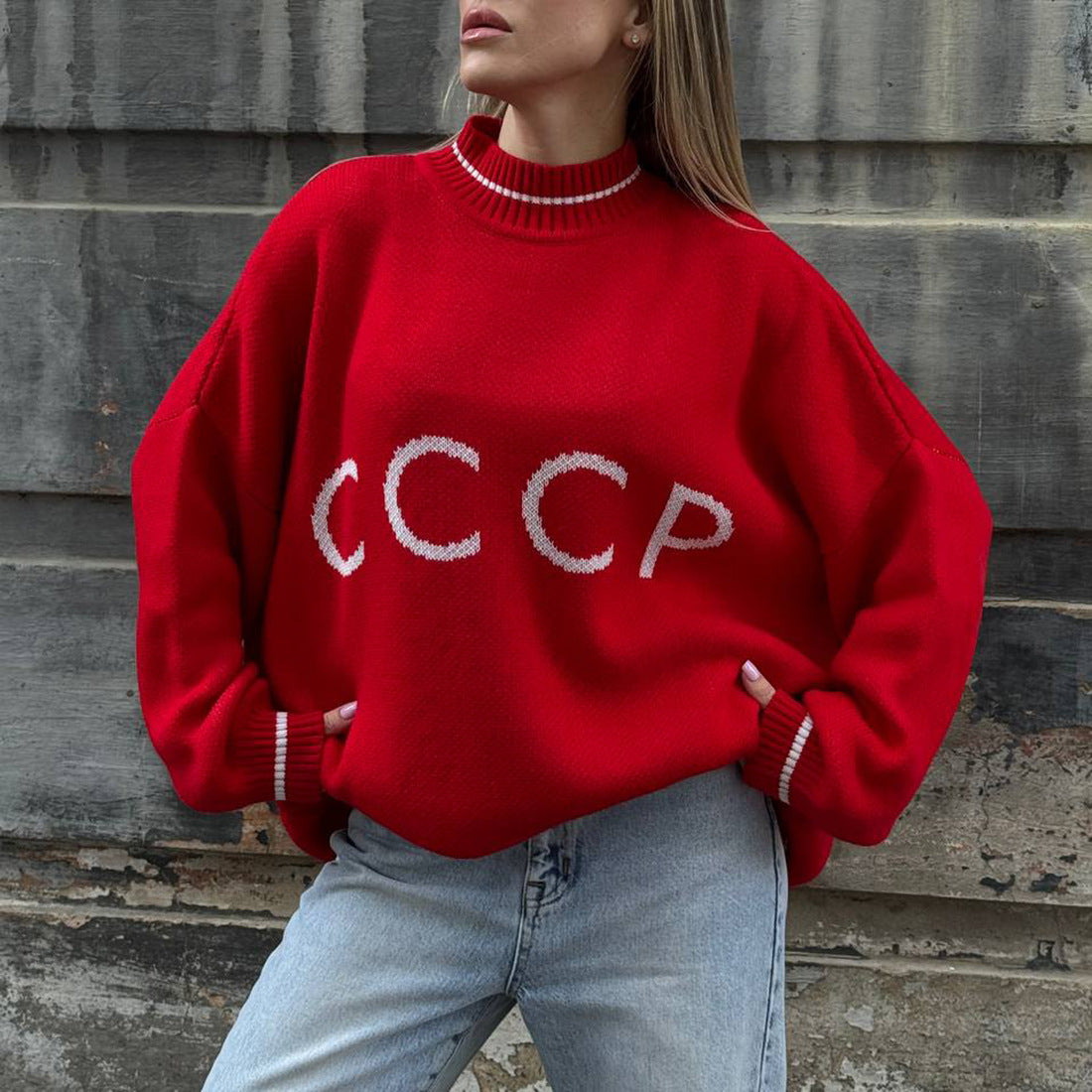 Women's Red Small Round Neck Loose Retro Sweaters