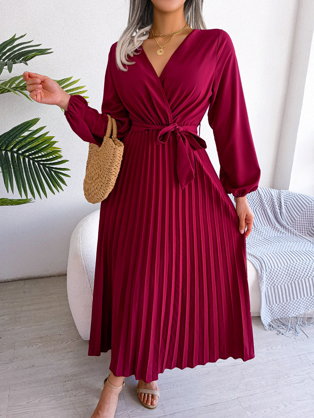 Women's Elegant Cross Swing Pleated Maxi Dress Dresses