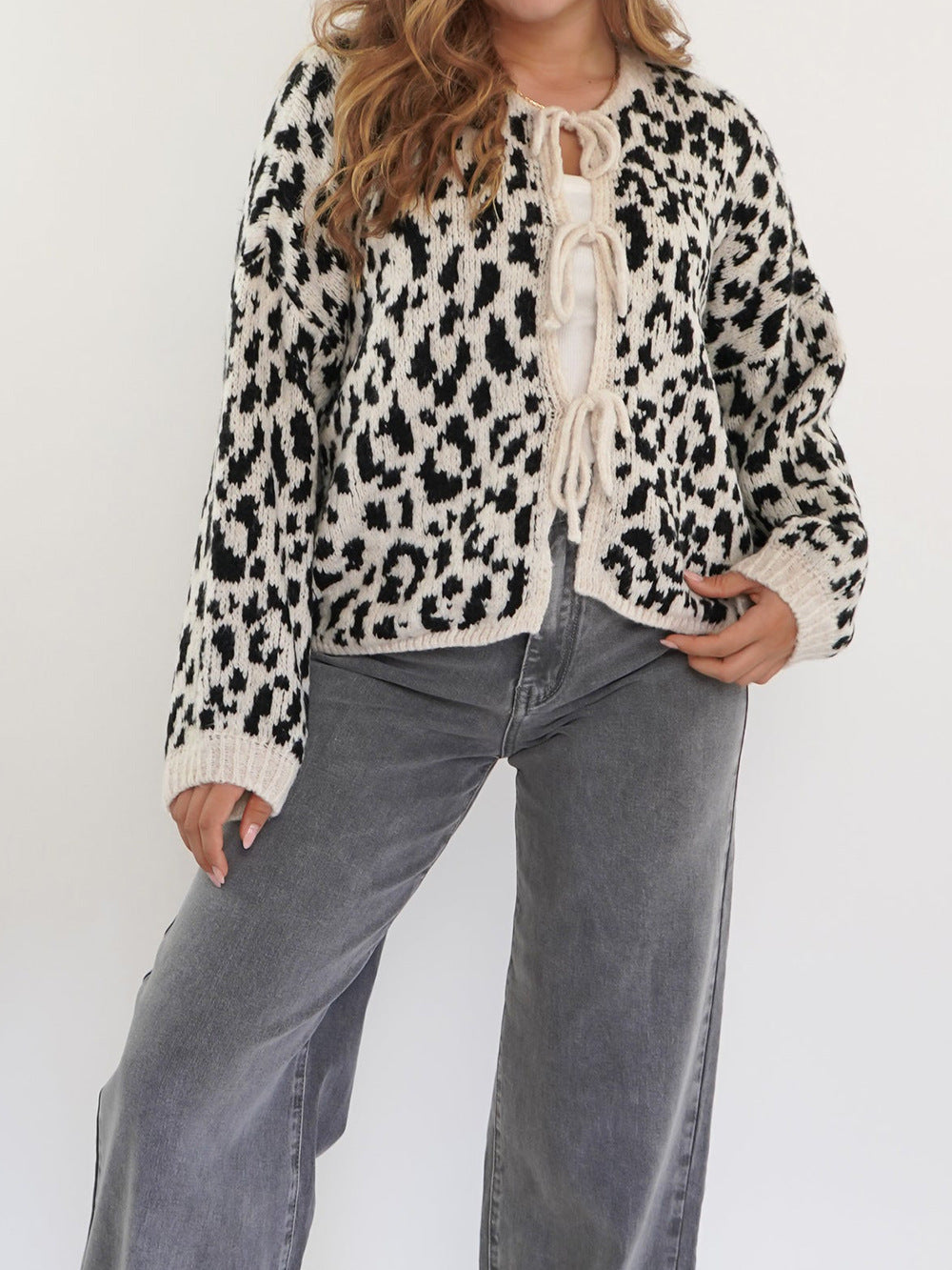 Women's Round Neck Tied Knitted Vintage Leopard Knitwear
