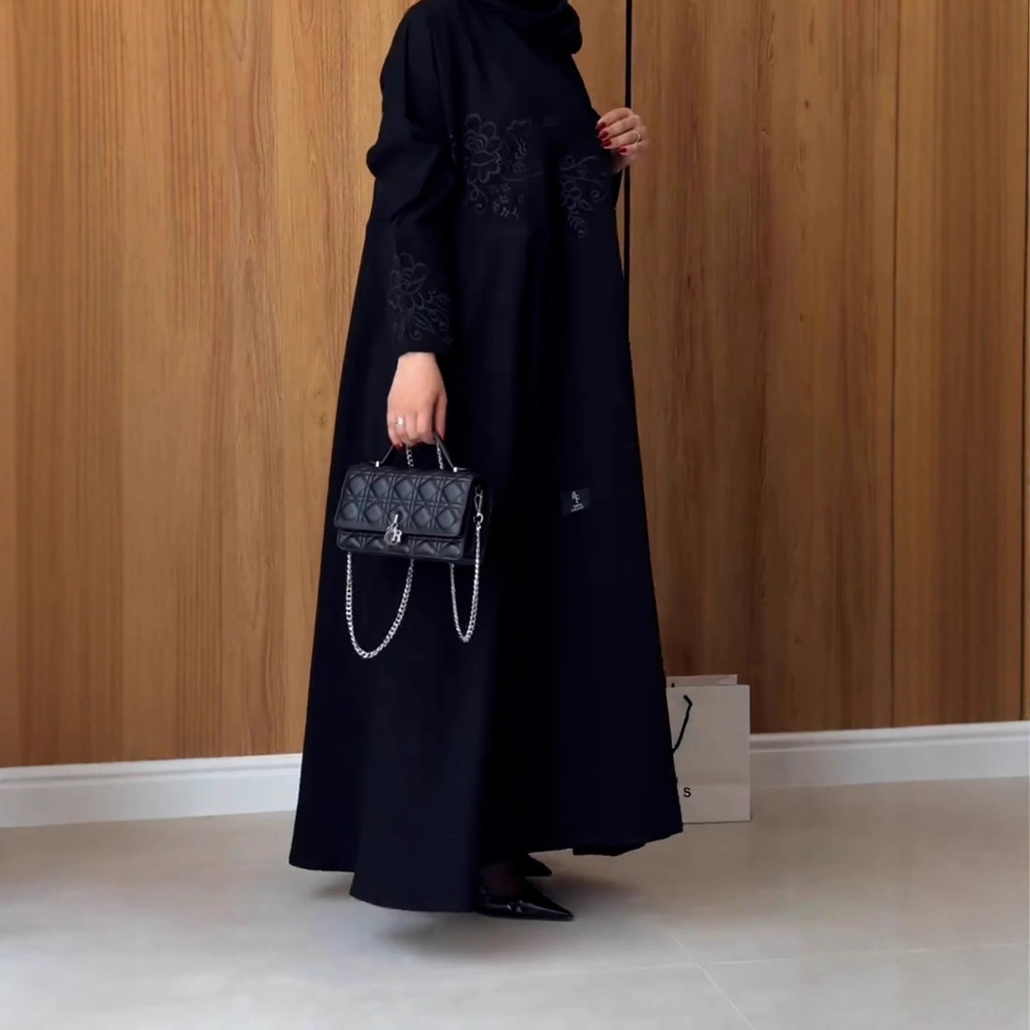 Designer Model Graceful Embroidery Fashion Mid-length Coats