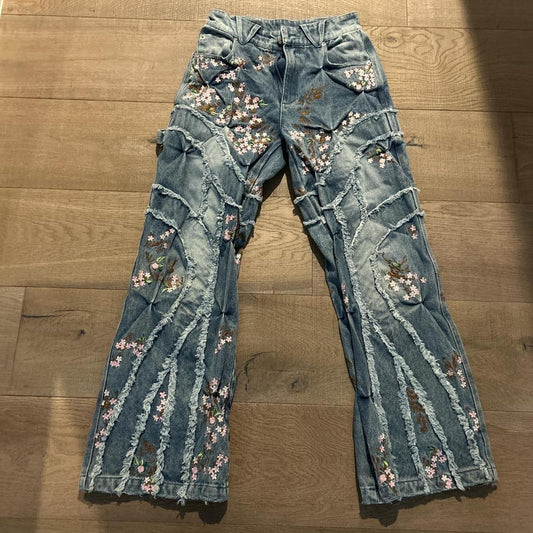 Women's & Men's & Vintage Flower Embroidery Pattern High-waisted Trousers Jeans