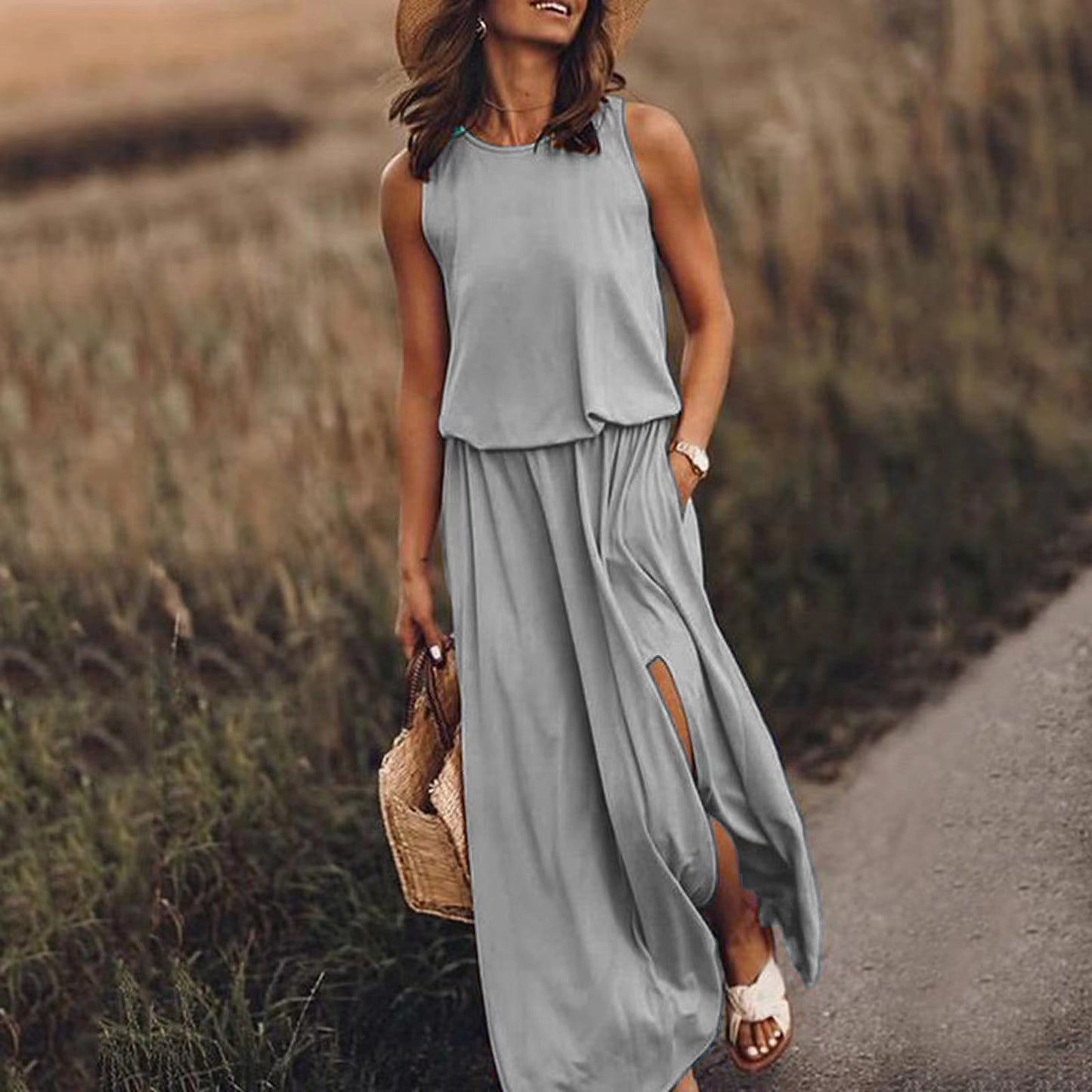 Style Solid Color Round Neck Sleeveless Dresses