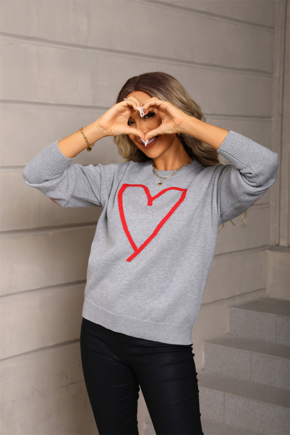 Women's Love Big Peach Heart Valentine's Day Sweaters