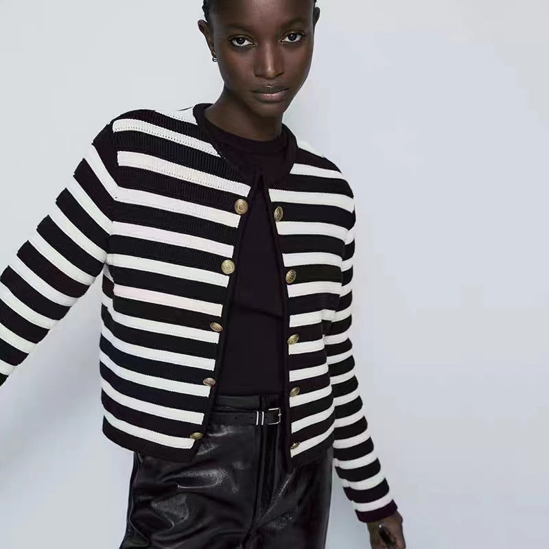 Autumn Elegant Buckle Striped Classic Style Knitwear