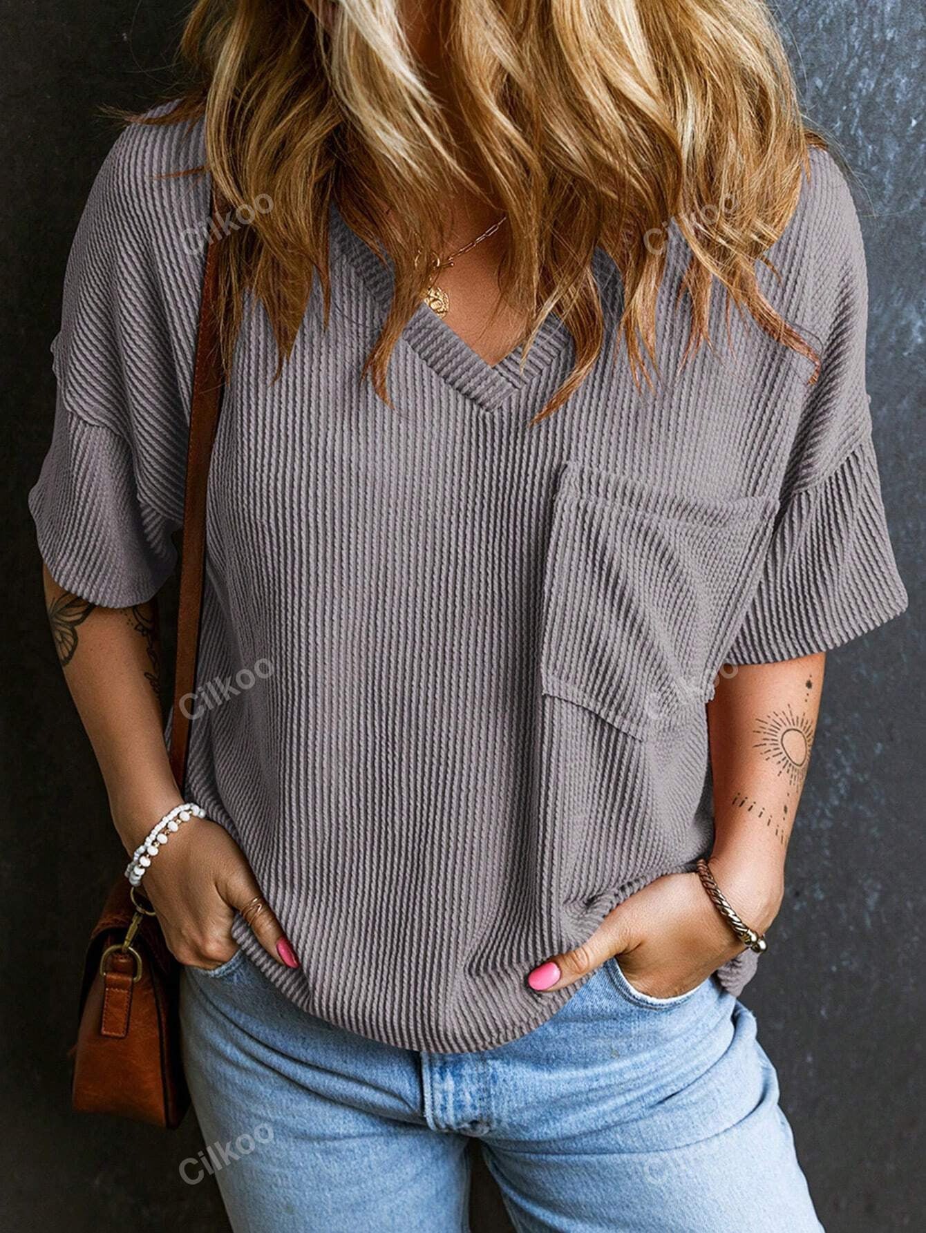 Women's Fashionable Two-color Twisted Pocket Short-sleeved For Blouses