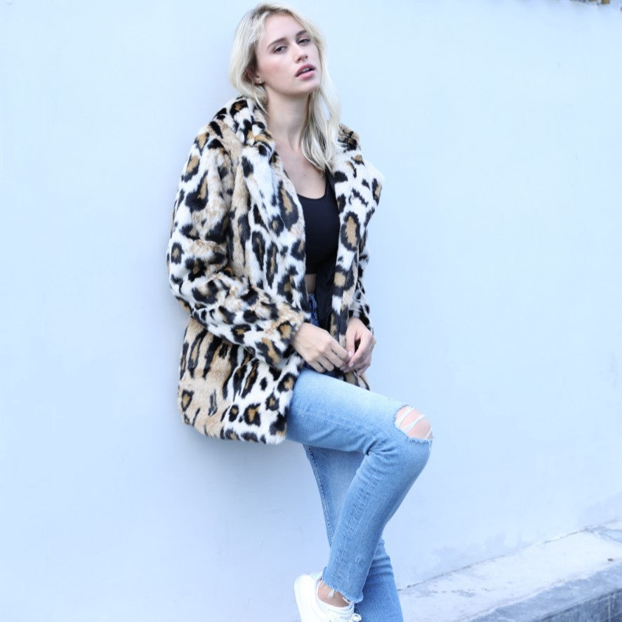 Women's Winter Faux Fur Fox Hooded Trendy Coats