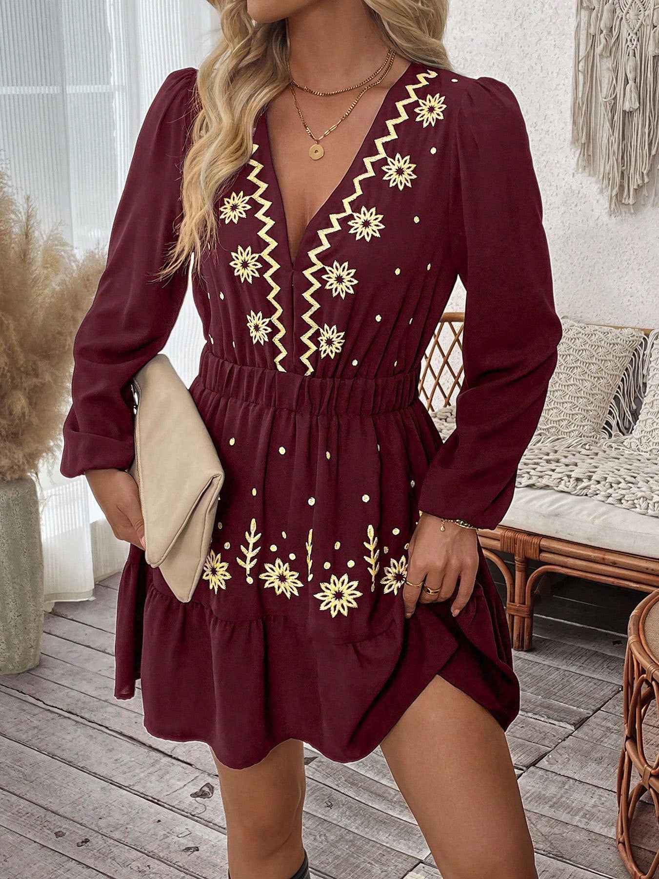 Women's Embroidered Deep Collar Long Sleeve Dress
