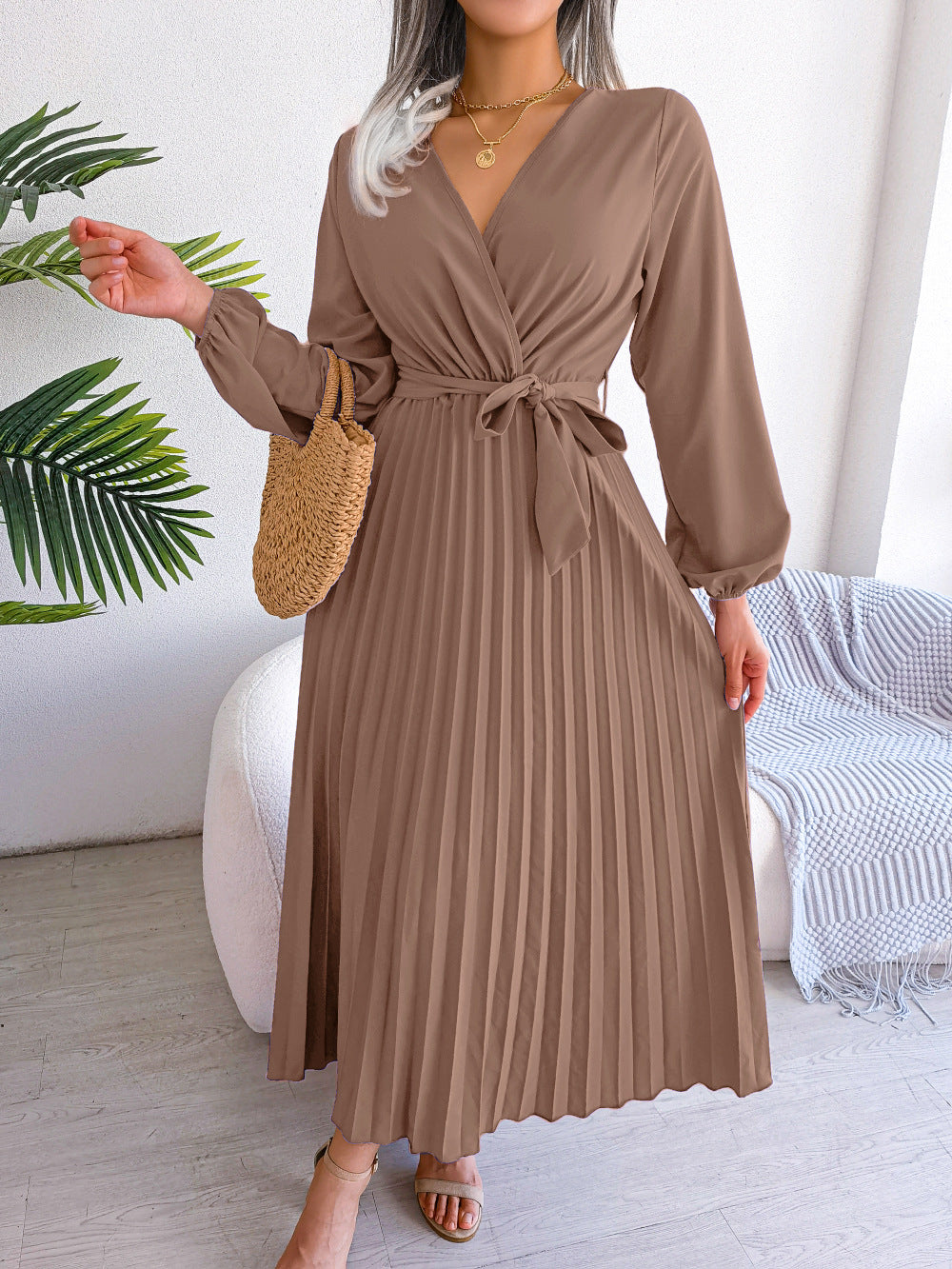 Women's Elegant Cross Swing Pleated Maxi Dress Dresses