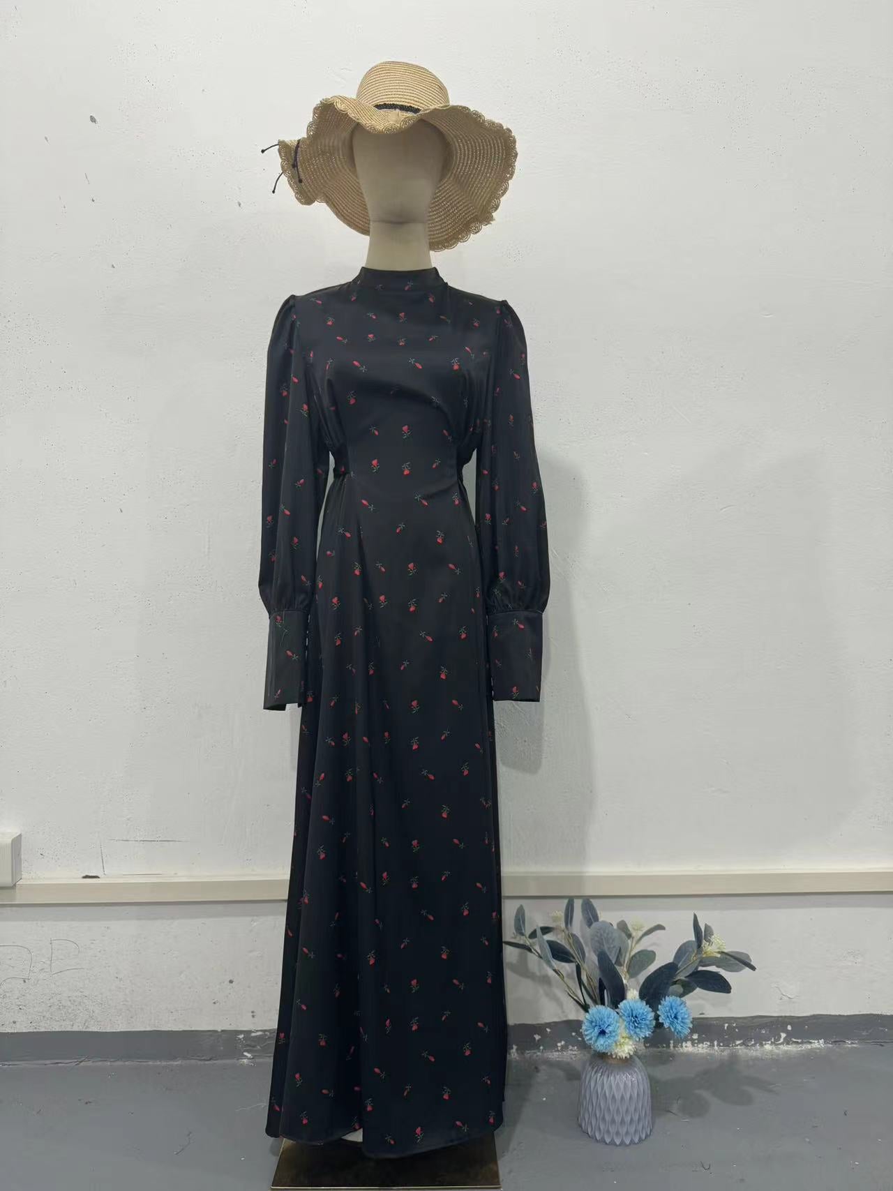 Gentle Loose Little Cherry Print Satin Dress Dresses