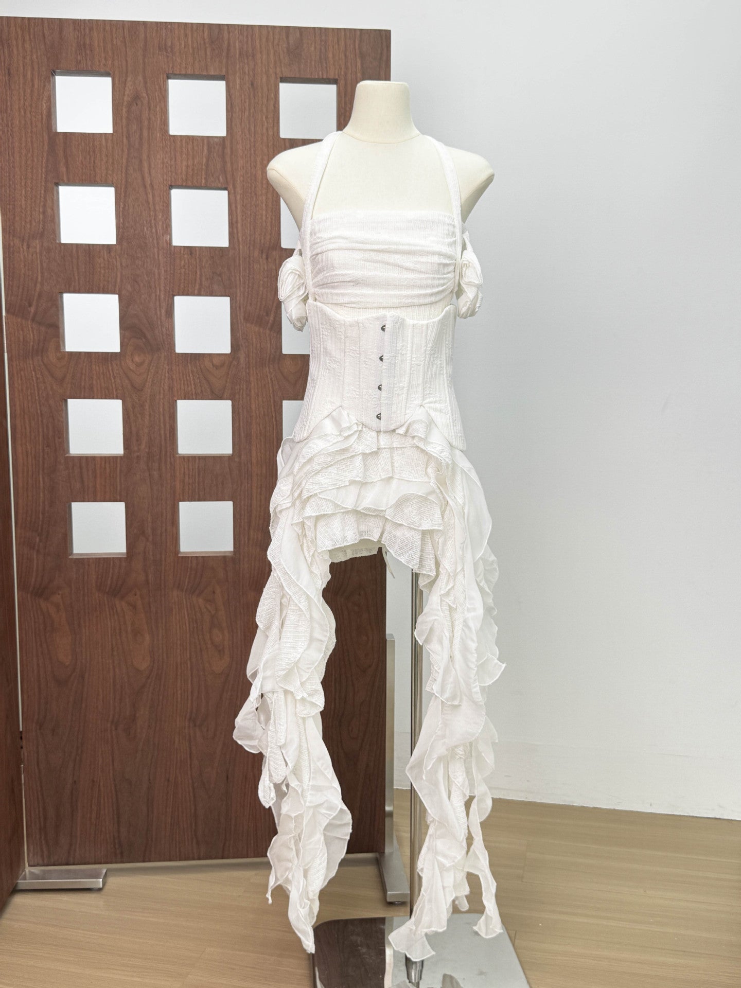 Light Luxury High-grade Irregular Tassel Solid Color Backless Dress