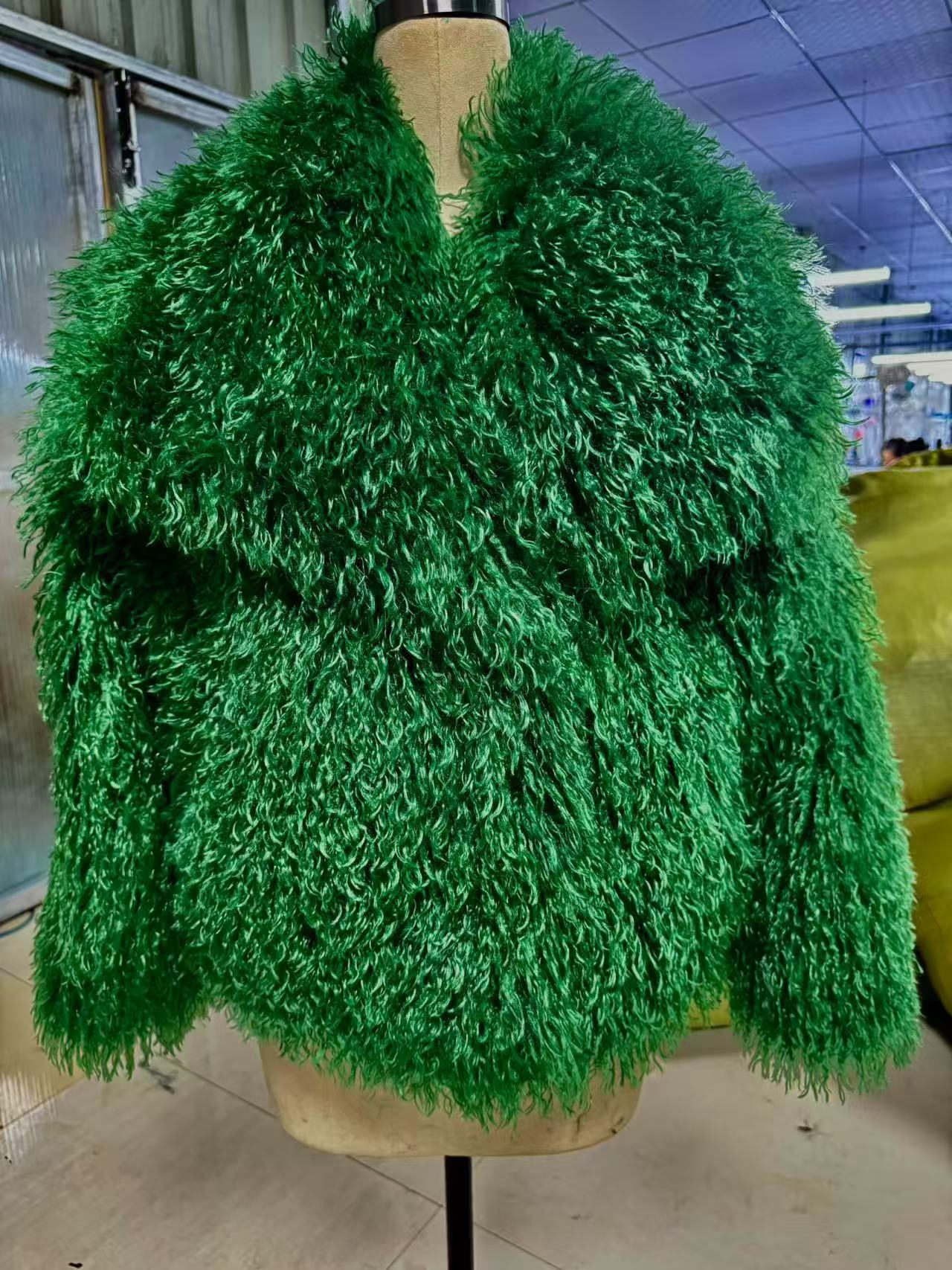 Women's Fur Large Lapel Artificial Fashion Fox Coats